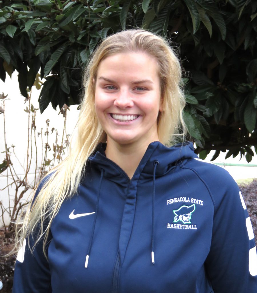 Savannah Walker decorative image of Savannah-Walker , Savannah W. - Scholarship Recipient Spotlight 2019-01-14 11:36:29