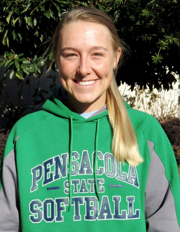 Shelby Thornsberry decorative image of Shelby-Thornsberry , Shelby T. - Scholarship Recipient Spotlight 2019-01-07 09:37:07