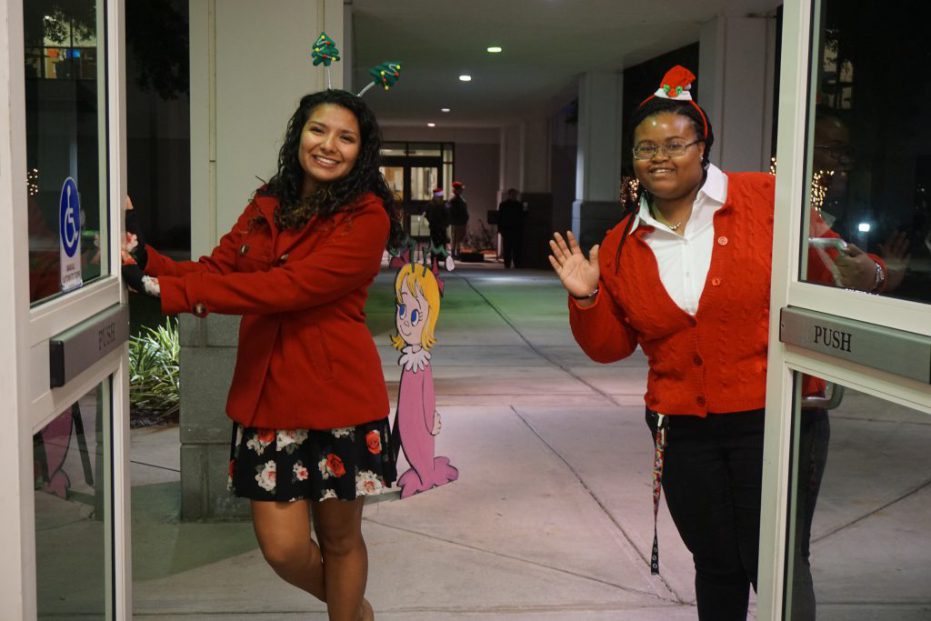 decorative image of Holiday-Exp_2018_042 , 2018 Holiday Experience 2018 2019-04-04 09:38:53