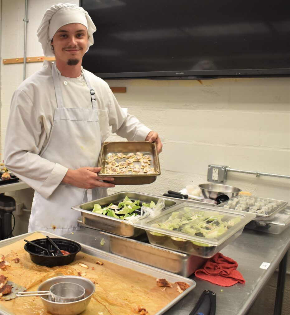 decorative image of Garde-Manger-3 , Garde Manger 2023 2023-07-27 11:21:36