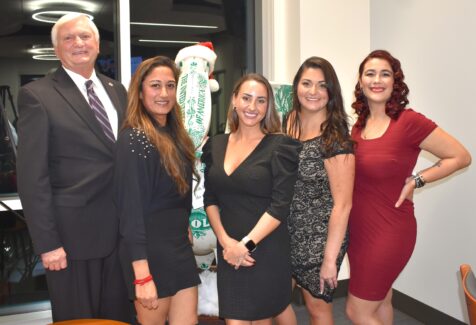 decorative image of Change-Makers-2 , Holiday Experience Change Makers 2023 2023-12-11 14:50:01