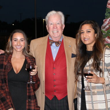 decorative image of IMG_4371 , Holiday Experience Change Makers 2023 2023-12-11 14:46:01