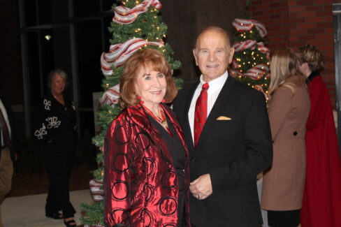 decorative image of IMG_4376 , Holiday Experience Change Makers 2023 2023-12-11 14:46:10