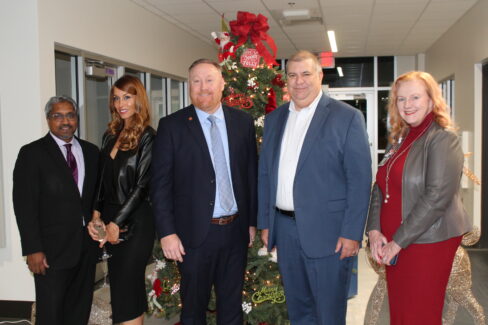 decorative image of IMG_4398 , Holiday Experience Change Makers 2023 2023-12-11 14:46:39