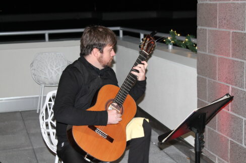 decorative image of IMG_4421 , Holiday Experience Change Makers 2023 2023-12-11 14:47:18