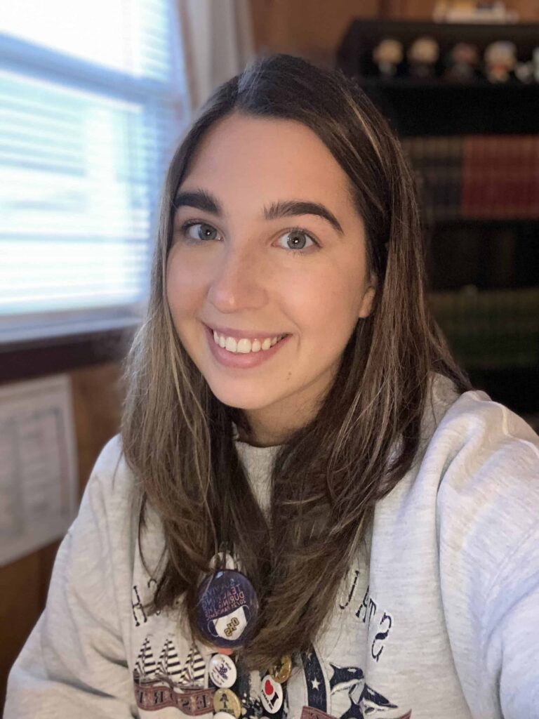 Decorative image of Mikayla Bowen.